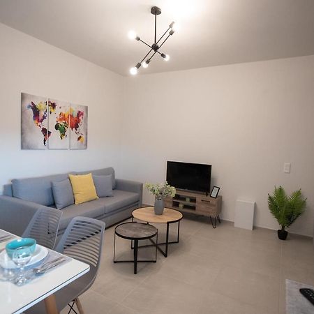 Luxury Autonomous Ground Floor Apartment Igumenica Exteriér fotografie